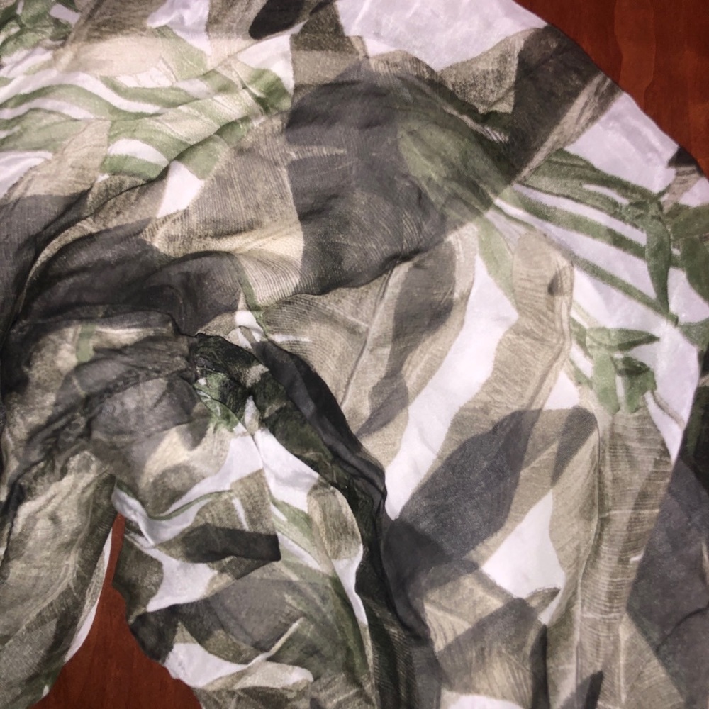 flowy pants - Picture 5 of 6